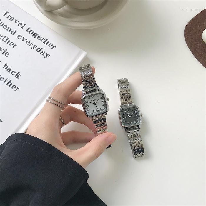 Wristwatches Watch Female Niche Design Student Korean Version Of Simple Temperament White Fashion Steel Band Quartz
Wristwatches Watch Female Niche Design Student Korean Version Of Simple Temperament White Fashion Steel Band Quartz