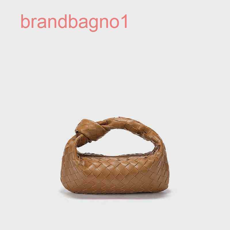 Venetas Handbags Designer Bottegas Express Foreign s Trade Specializes in the Same Hand Woven Portab Designers Bag Crossbody with the logo
Venetas Handbags Designer Bottegas Express Foreign s Trade Specializes in the Same Hand Woven Portab Designers Bag Crossbody with the logo