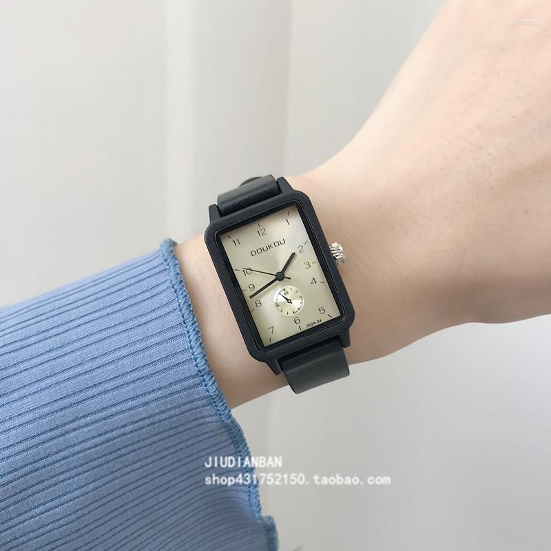 Wristwatches Watch Female Ins Niche Design Light Luxury Retro Square Student Simple Fashion Trend, Deep coffee
Wristwatches Watch Female Ins Niche Design Light Luxury Retro Square Student Simple Fashion Trend, Deep coffee