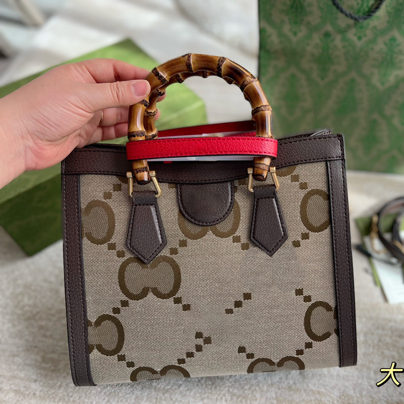 Cosmetic Bags Cases 5A Top quality Bamboo cc tote bag With Original box designer handbag Genuine leather Shoulder Bags womens 660195, Coffee2
Cosmetic Bags Cases 5A Top quality Bamboo cc tote bag With Original box designer handbag Genuine leather Shoulder Bags womens 660195, Coffee2