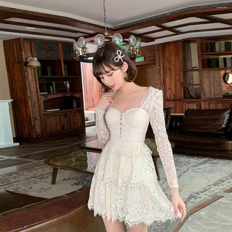 Casual Dresses 2022 Spring Summer Women Mini Party Dress White Lace Princess Vintage Black Ruffle Short Sexy Tunic
Casual Dresses 2022 Spring Summer Women Mini Party Dress White Lace Princess Vintage Black Ruffle Short Sexy Tunic