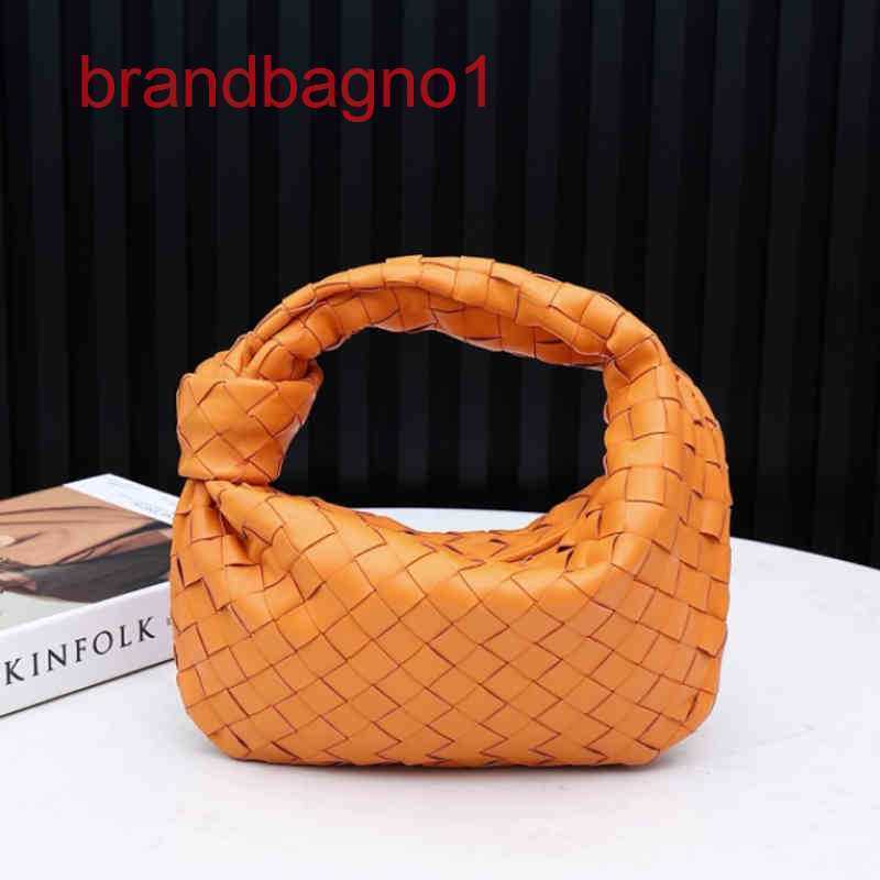 Designer Bottegas 2022 Classic Venetas Knotted Bag Woven High Quality Handmade Crossbody Bags Luxury Designers Bag Crossbody with the logo, Nude
Designer Bottegas 2022 Classic Venetas Knotted Bag Woven High Quality Handmade Crossbody Bags Luxury Designers Bag Crossbody with the logo, Nude