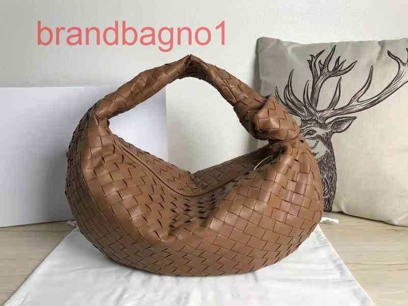 Luxury Designer Bottegas Imported Handbags Venetas 2022 Sheepskin Jodie Large Woven Women's Bag Hand Designers Bag Crossbody with the logo, Strange fruit green
Luxury Designer Bottegas Imported Handbags Venetas 2022 Sheepskin Jodie Large Woven Women's Bag Hand Designers Bag Crossbody with the logo, Strange fruit green