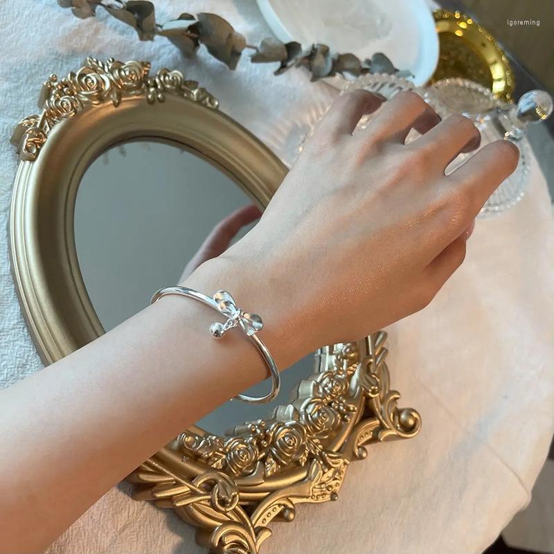 Bangle Silver Plated Charm Bell Bow Bracelet For Women Korean Fashion Simple Opening Jewelry Girlfriend Birthday Gift
Bangle Silver Plated Charm Bell Bow Bracelet For Women Korean Fashion Simple Opening Jewelry Girlfriend Birthday Gift
