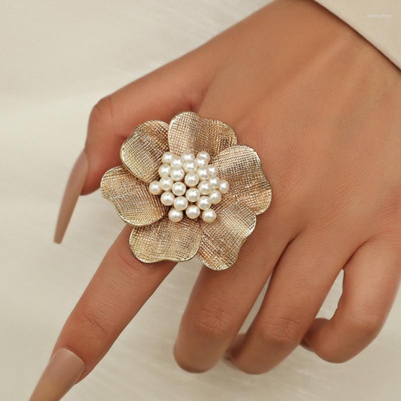 Wedding Rings Simple Exaggerated Gold Color Simulated Pearl Statement Ring For Women Big Flower Shaped Finger Fashion Jewelry
Wedding Rings Simple Exaggerated Gold Color Simulated Pearl Statement Ring For Women Big Flower Shaped Finger Fashion Jewelry