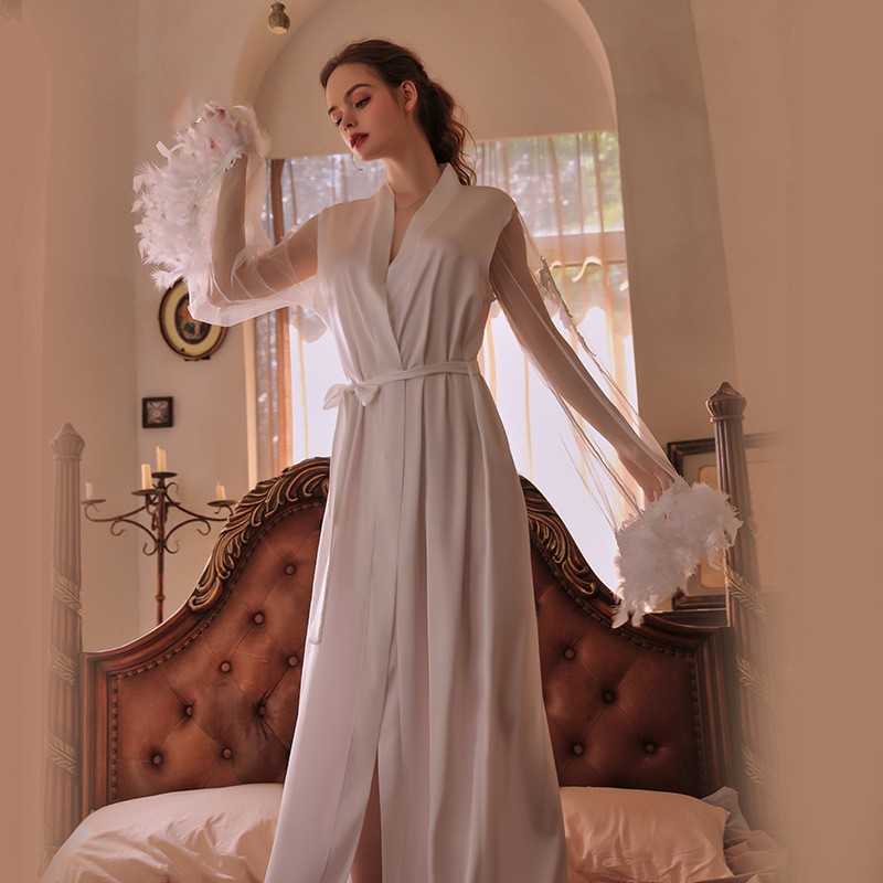 Women's Sleepwear White Satin Robe Sexy Femme Sleepwear V-neck Kimono Gown Mesh Feather Bathrobe Long Sleeve Home Bathdress Intimate Home Dressing T221006
Women's Sleepwear White Satin Robe Sexy Femme Sleepwear V-neck Kimono Gown Mesh Feather Bathrobe Long Sleeve Home Bathdress Intimate Home Dressing T221006