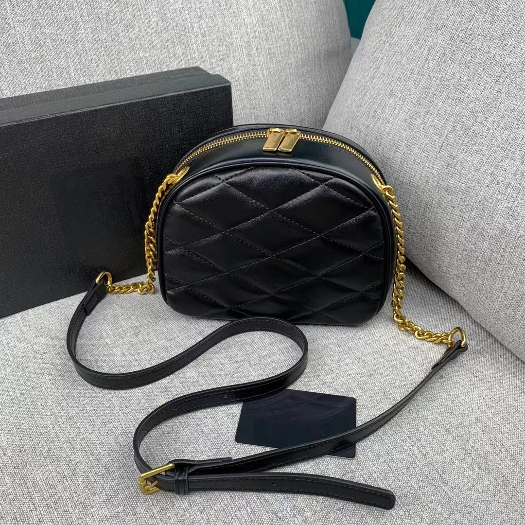 Designer shoulder bags Leather Round bags circle heart chain purse Fashion cross body for women solid color cosmetic Luxury bmessenger bag lady handbags, Extra freight
Designer shoulder bags Leather Round bags circle heart chain purse Fashion cross body for women solid color cosmetic Luxury bmessenger bag lady handbags, Extra freight