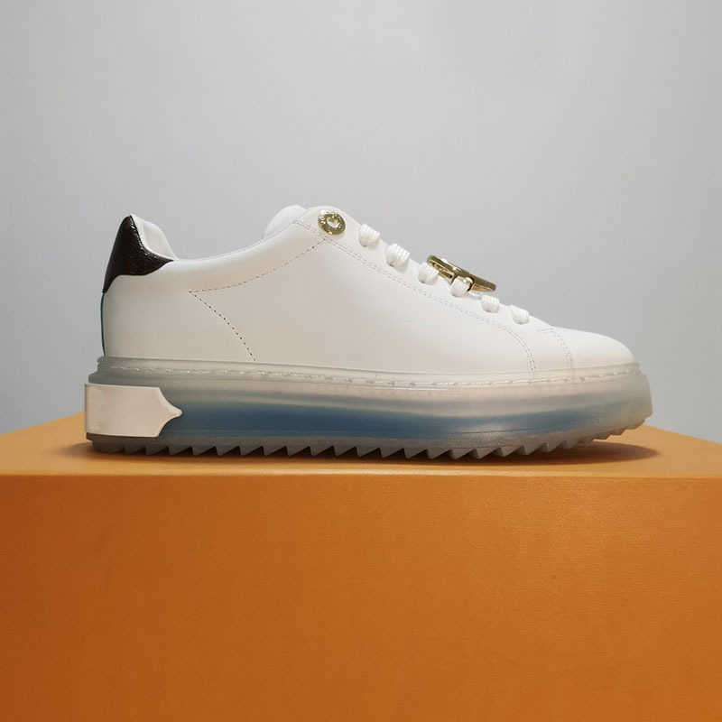 Sneakers Woman Shoes Casual Shoe Leather Luxury Fashion Favorite Time Out Size 35-40 Model Hpy01
Sneakers Woman Shoes Casual Shoe Leather Luxury Fashion Favorite Time Out Size 35-40 Model Hpy01
