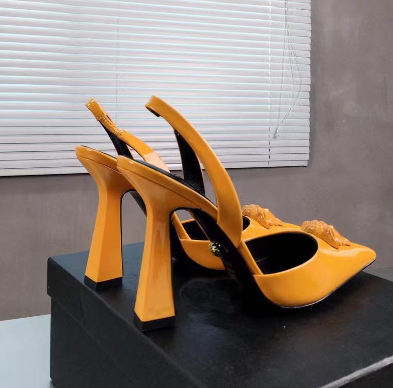 latest fashion Pink Patent Leather high-heeled shoes pointed decorative pump11cm Dress dinner shoes Luxury Designer Sandals 35-42 size, Customizebox
latest fashion Pink Patent Leather high-heeled shoes pointed decorative pump11cm Dress dinner shoes Luxury Designer Sandals 35-42 size, Customizebox