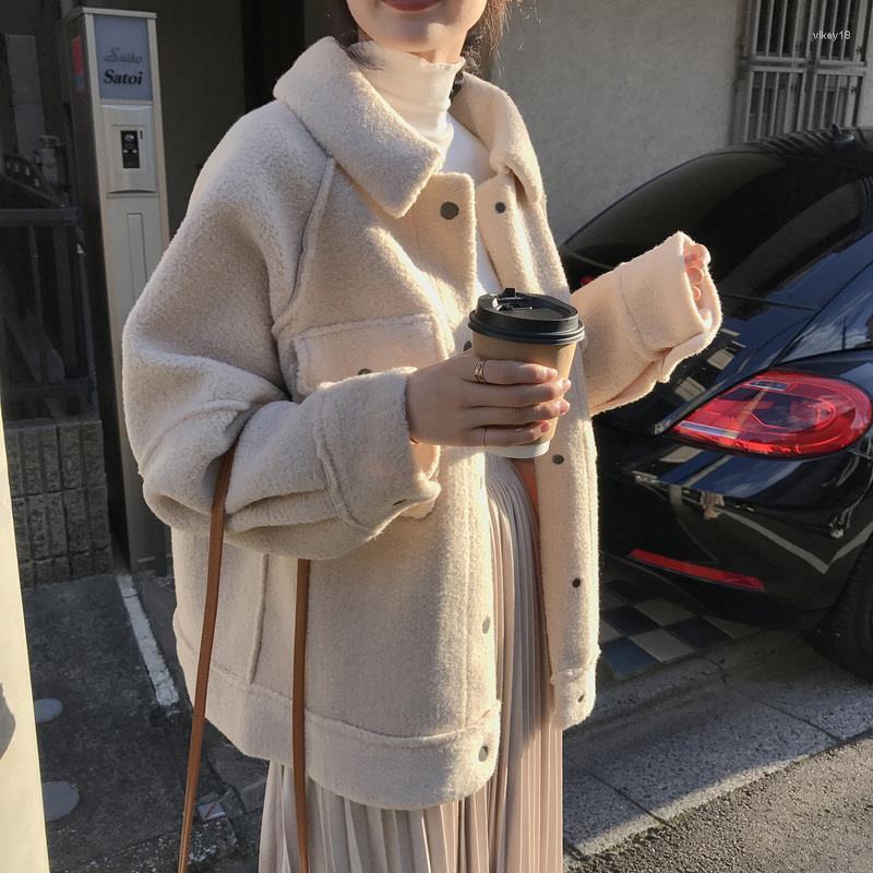 Women' Fur 2022 Women Wool Blends Autumn And Winter Coat Fashion Temperament Fluffy Jacket Loose Retro Outwear Female, Beige
Women' Fur 2022 Women Wool Blends Autumn And Winter Coat Fashion Temperament Fluffy Jacket Loose Retro Outwear Female, Beige