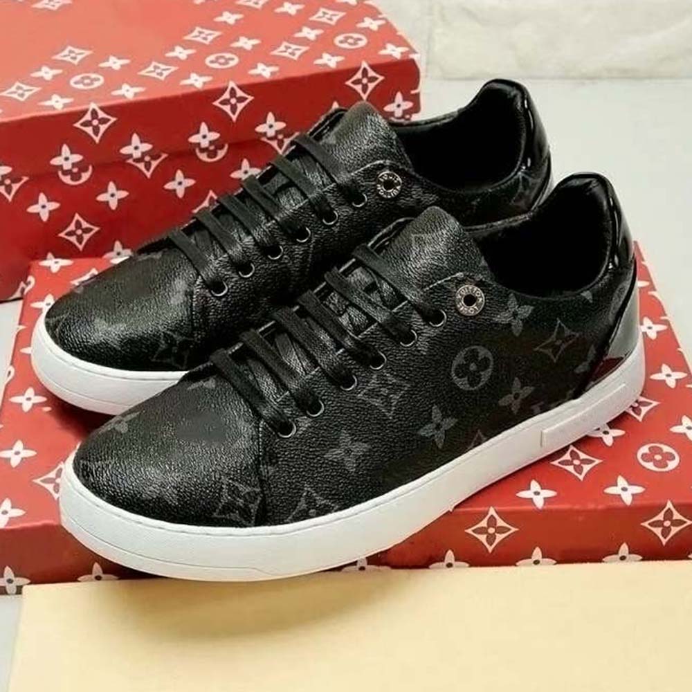 TIME OUT Sneakers men shoes Genuine leather man casual shoe Size 38-45 model Top Quality ll8, Shoes box
TIME OUT Sneakers men shoes Genuine leather man casual shoe Size 38-45 model Top Quality ll8, Shoes box