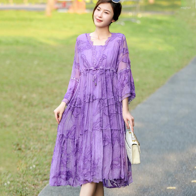 Casual Dresses Summer Lady Noble Elegant V-Neck Three Quarter Sleeve Embroidered Adjustable Waist And Large Swing A-Line Dress, Lavender 
Casual Dresses Summer Lady Noble Elegant V-Neck Three Quarter Sleeve Embroidered Adjustable Waist And Large Swing A-Line Dress, Lavender