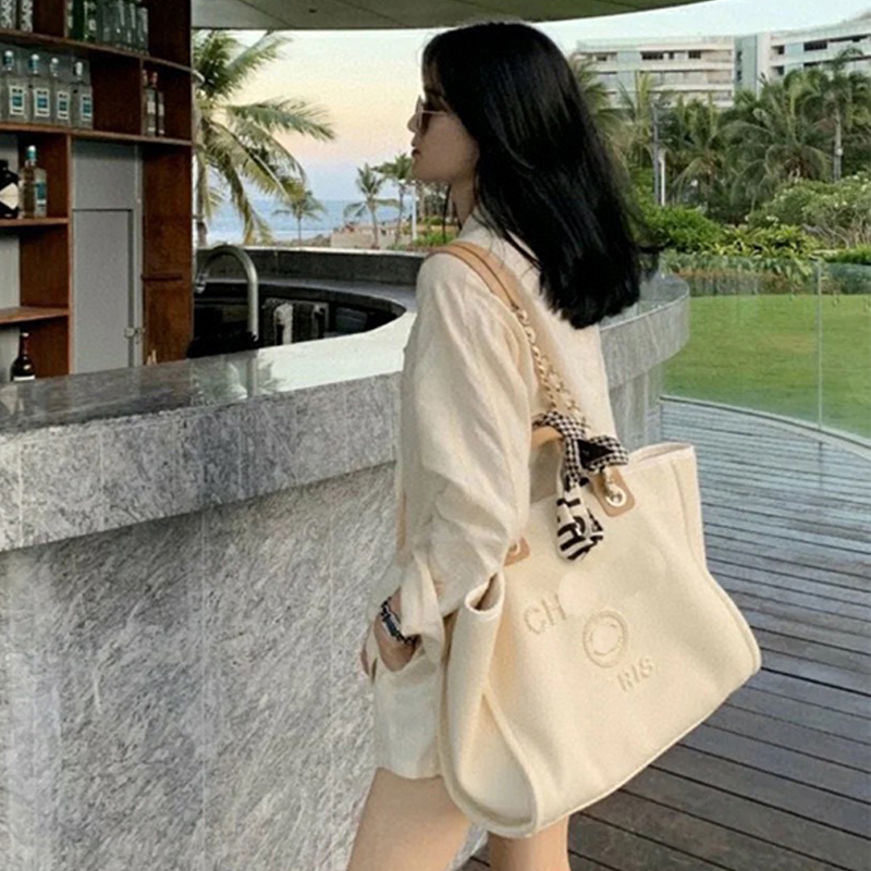 beige Shoulder Beach bag chain totes designer handbag women Brand Luxury pearl canvas Large Shopping Capacity Quality Crossbody Famous Purse Leather makeup purse, Contact me
beige Shoulder Beach bag chain totes designer handbag women Brand Luxury pearl canvas Large Shopping Capacity Quality Crossbody Famous Purse Leather makeup purse, Contact me