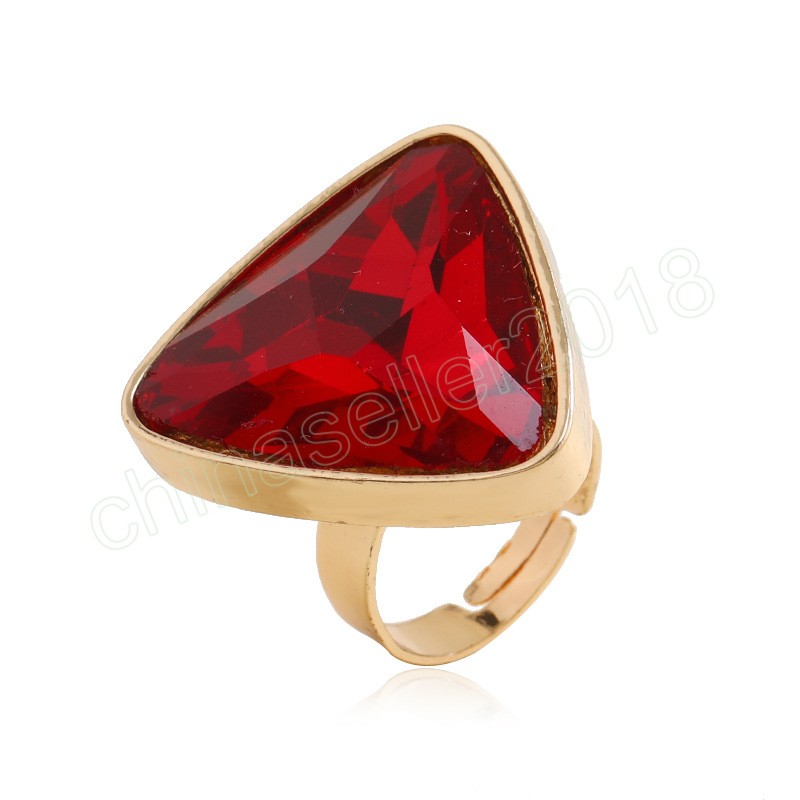 Temperament Triangle Shape Black Crystal Ring for Women Girl Adjustable Ring Bridal Wedding Party Jewelry Gift