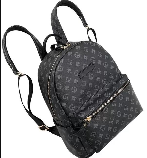 Designers bag letter travel Backpack Style Crossbody Discovery Christopher Steamer Josh Handbags pu Leather School Bag Men Women Fashion saddle Back pack, Color
Designers bag letter travel Backpack Style Crossbody Discovery Christopher Steamer Josh Handbags pu Leather School Bag Men Women Fashion saddle Back pack, Color