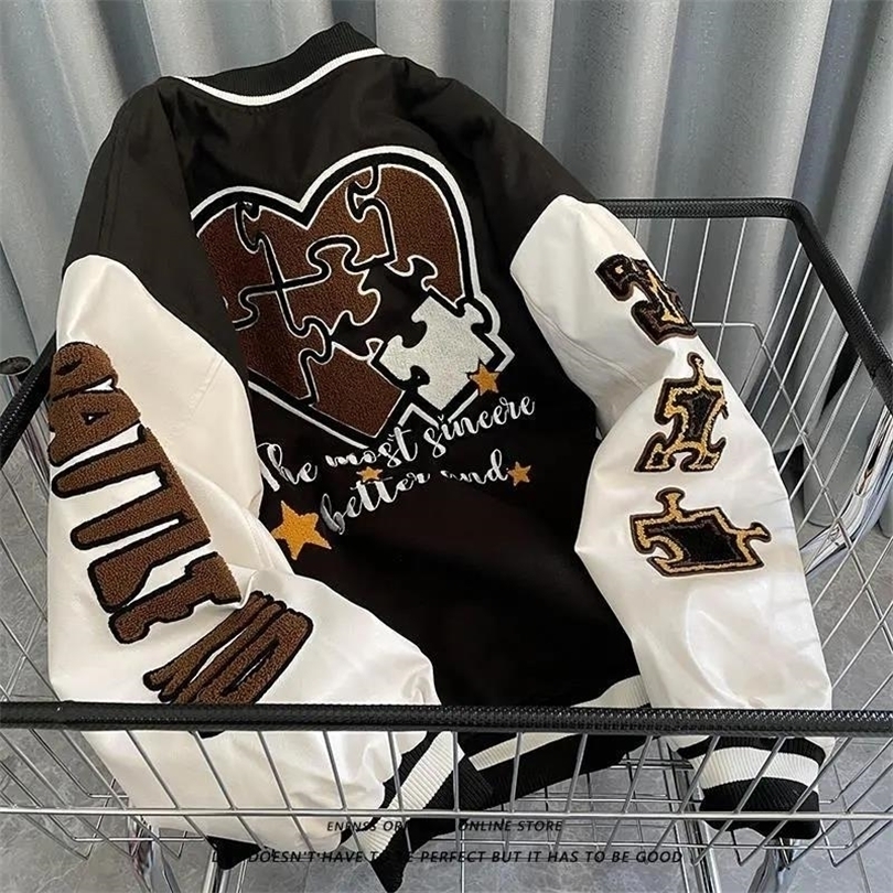 Mens Jackets Spring and Autumn Vintage Embroidered Baseball Uniform Womens Loose Trendy Street Couples Top 220930, Blue
Mens Jackets Spring and Autumn Vintage Embroidered Baseball Uniform Womens Loose Trendy Street Couples Top 220930, Blue