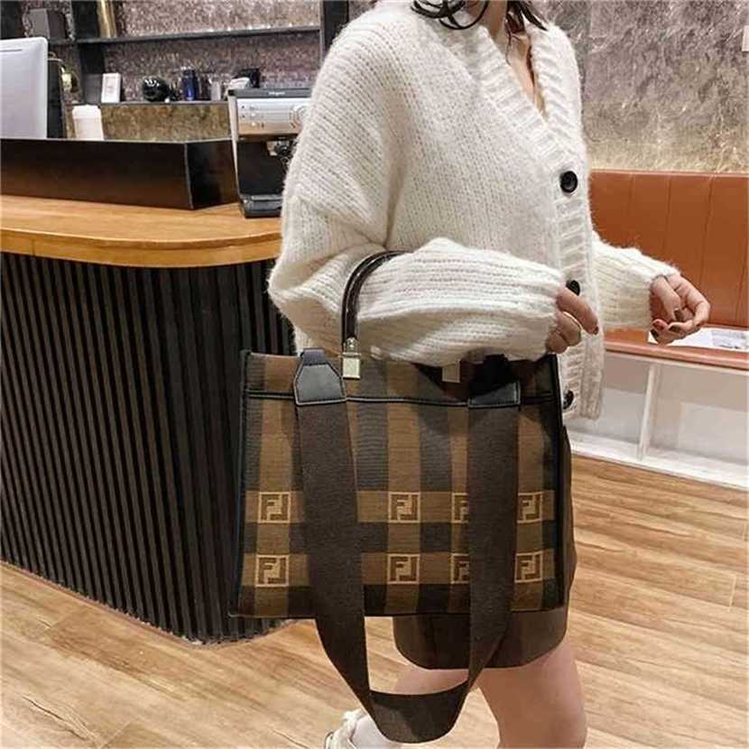 60% OFF 2023 Designer bag Trend Bags trendy bags Korean women's portable large capacity Messenger fashionable ins Tote, Section one
60% OFF 2023 Designer bag Trend Bags trendy bags Korean women's portable large capacity Messenger fashionable ins Tote, Section one