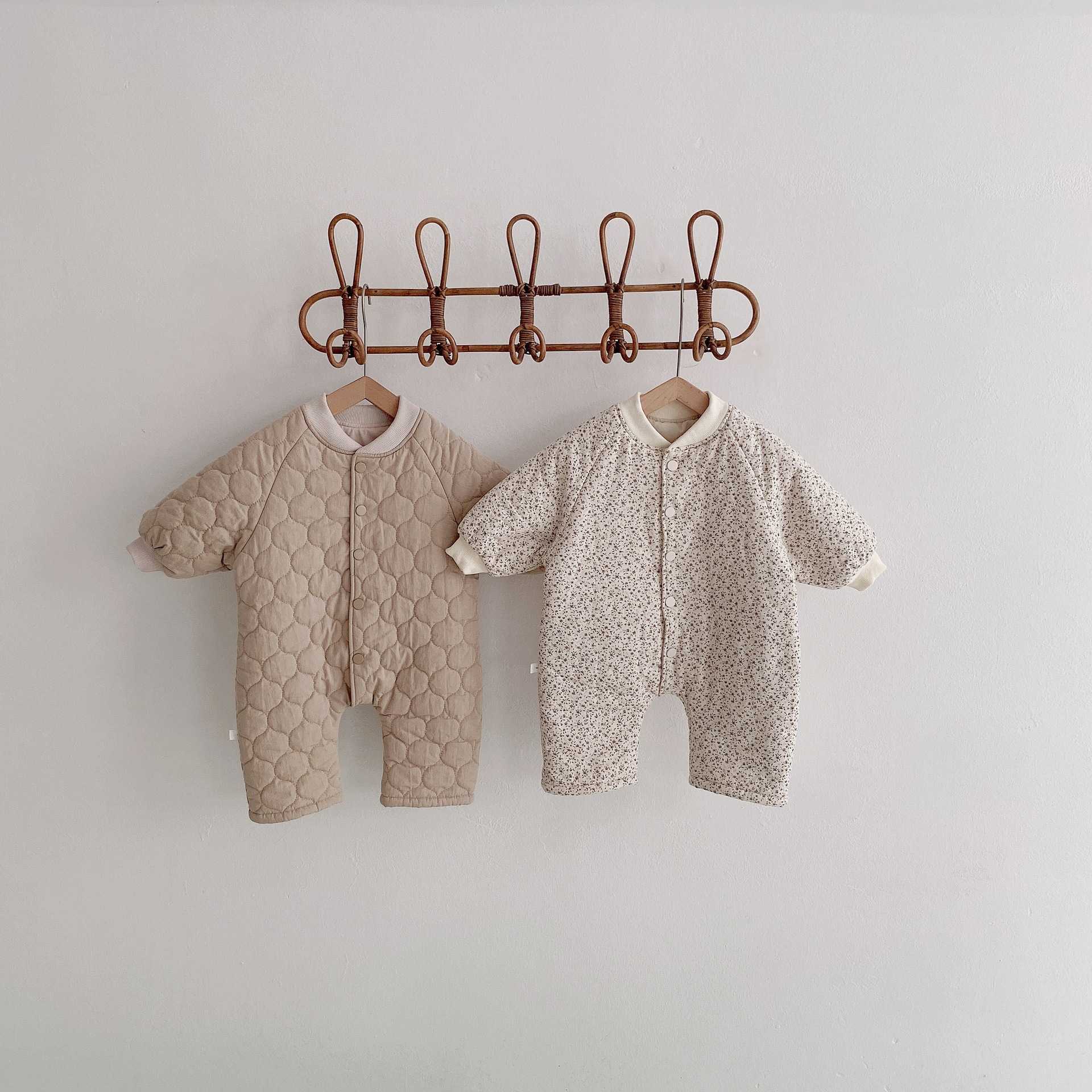Rompers 2022 Autumn New Baby Thicker Vest Flower Print Long Sleeve Romper Kid Girl Solid Jumpsuit Boy Baby Cotton Casual One Piece J220922, Floral.
Rompers 2022 Autumn New Baby Thicker Vest Flower Print Long Sleeve Romper Kid Girl Solid Jumpsuit Boy Baby Cotton Casual One Piece J220922, Floral.