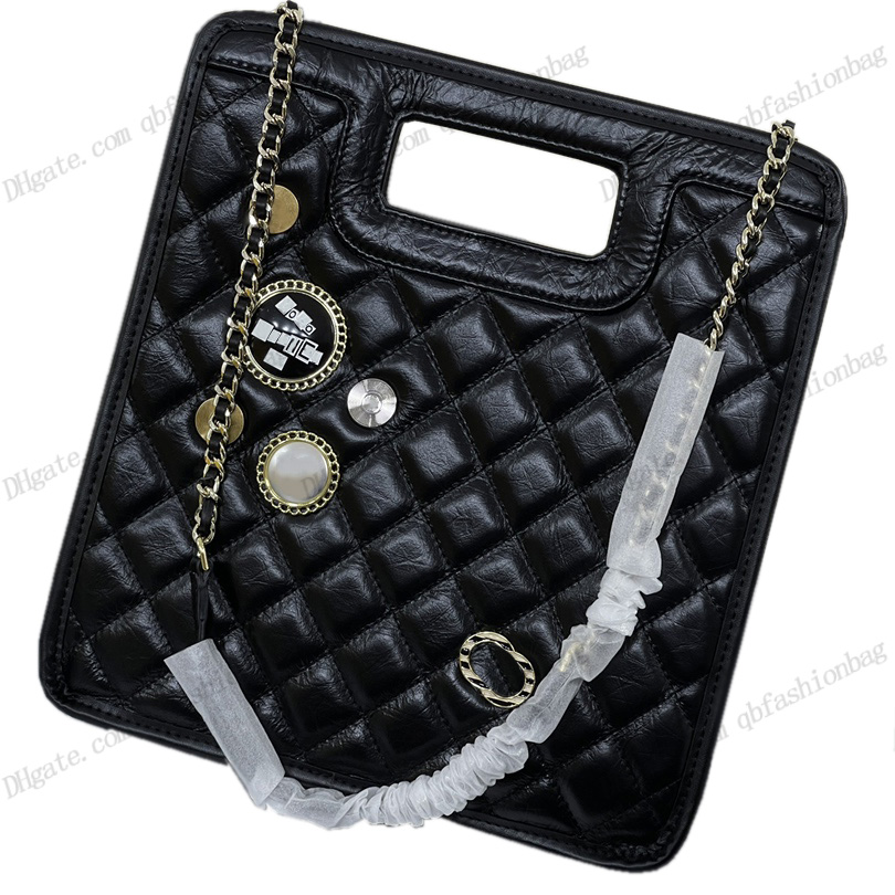 French Coins Badge Calfskin Tote Bags Womens Classic Quilted Check Gold Hardware Cowhide Chain Crossbody Clutch Purse Designer Large Party Handbags 27x29x6CM, Box
French Coins Badge Calfskin Tote Bags Womens Classic Quilted Check Gold Hardware Cowhide Chain Crossbody Clutch Purse Designer Large Party Handbags 27x29x6CM, Box