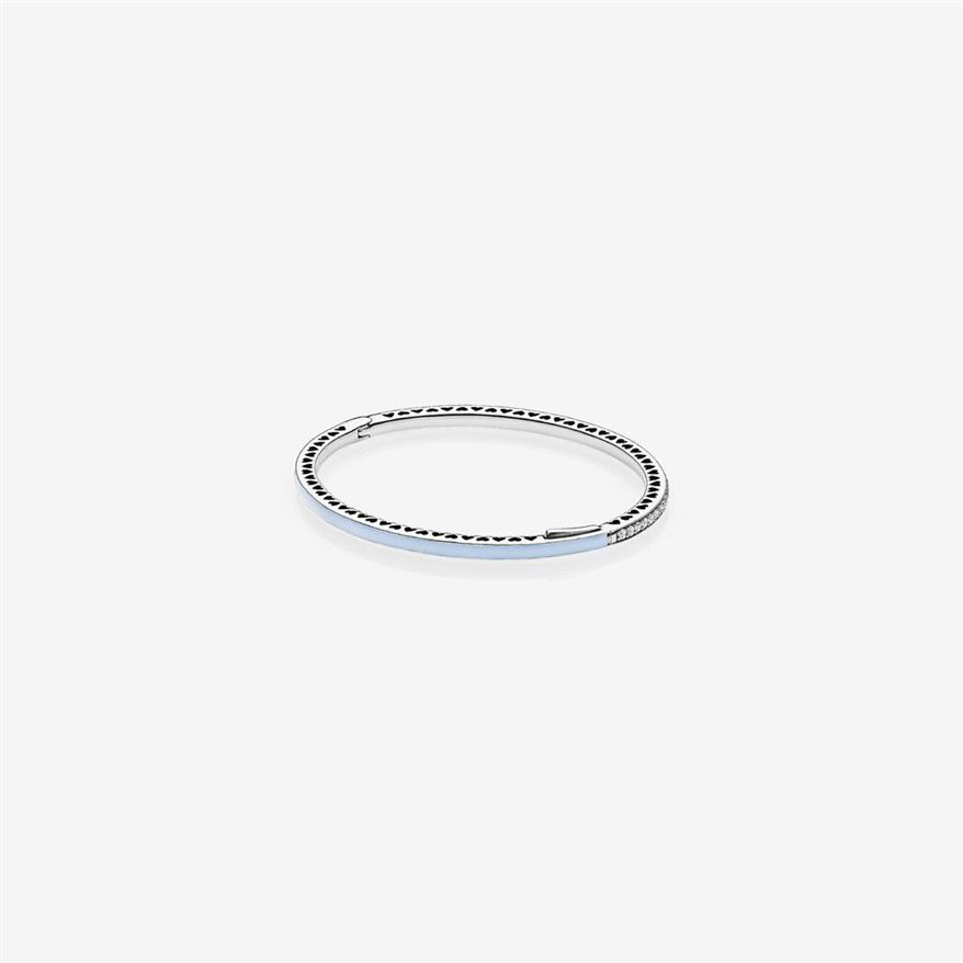 100% 925 Sterling Silver Radiant Hearts Bangle Bracelet with Air Blue Enamel & Clear CZ for Women Luxury Wedding Jewelry Valentine224B
100% 925 Sterling Silver Radiant Hearts Bangle Bracelet with Air Blue Enamel & Clear CZ for Women Luxury Wedding Jewelry Valentine224B