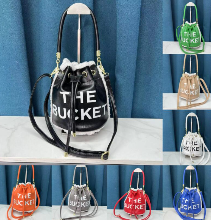 Designer Women's Plush Bags Rich Barrels Real Classic Modeling Leather Crossbody Bucket Bag, As pic
Designer Women's Plush Bags Rich Barrels Real Classic Modeling Leather Crossbody Bucket Bag, As pic