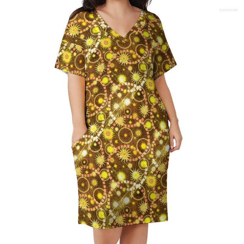 Plus Size Dresses Tysonia Sun Casual Dress Summer Retro Gold Suns Print Elegant Women V Neck Aesthetic 5XLPlus, Style-9
Plus Size Dresses Tysonia Sun Casual Dress Summer Retro Gold Suns Print Elegant Women V Neck Aesthetic 5XLPlus, Style-9