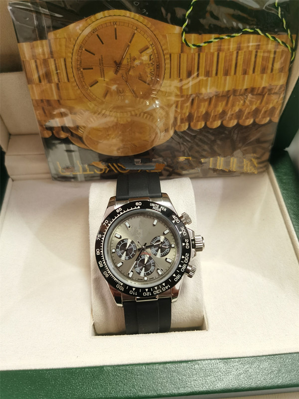 With original box Men watches 116500LN Designer Watch Montre de Luxe Automatic Wristwatch black dial 316L Steel Mustable Folding Buckle 2022, Style 3 original box + watch
With original box Men watches 116500LN Designer Watch Montre de Luxe Automatic Wristwatch black dial 316L Steel Mustable Folding Buckle 2022, Style 3 original box + watch