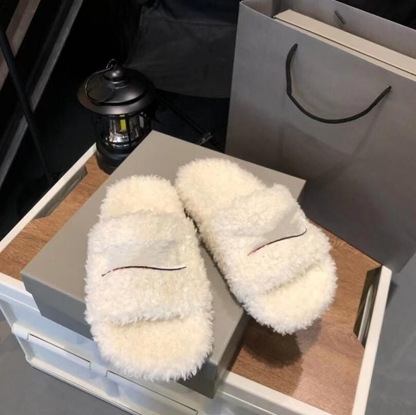 Designer Luxury Womens Slippers Ladies Winter Wool Slides Fur Fluffy Furry Warm letters Sandals Comfortable Fuzzy Girl Flip Flop Slipper, I need to see other products
Designer Luxury Womens Slippers Ladies Winter Wool Slides Fur Fluffy Furry Warm letters Sandals Comfortable Fuzzy Girl Flip Flop Slipper, I need to see other products