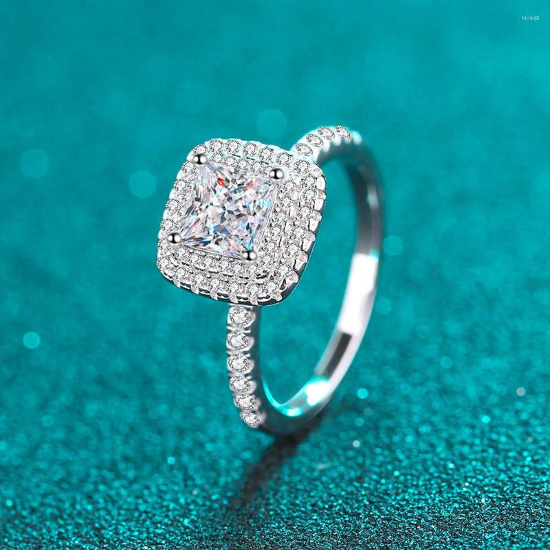 Cluster Rings Princess Cut Diamond Moissanite Engagement For Women Total 1ct S925 Sterling Silver Fine Jewelry Drop
Cluster Rings Princess Cut Diamond Moissanite Engagement For Women Total 1ct S925 Sterling Silver Fine Jewelry Drop