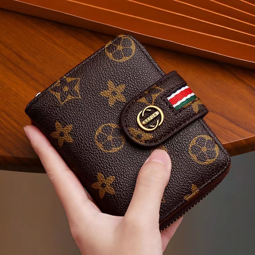 designer wallets women's brand purses for men folding multi-card fashion leather Holders men's exquisite short style high sense wallet G13, Customize
designer wallets women's brand purses for men folding multi-card fashion leather Holders men's exquisite short style high sense wallet G13, Customize