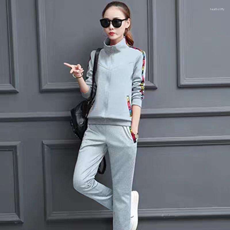 Women's Tracksuits Spring 2022 Casaul Tracksuit Women 2 Piece Set Striped Top And Pants Patchwork Zipper Sexy Sweatshirt Sweat Suit, Red
Women's Tracksuits Spring 2022 Casaul Tracksuit Women 2 Piece Set Striped Top And Pants Patchwork Zipper Sexy Sweatshirt Sweat Suit, Red