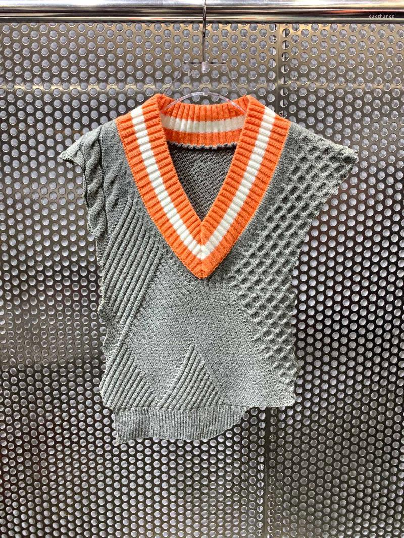 Women's Vests Ladies 2022 Fashion Sleeveless Sexy Contrast Color V-neck Sweater Vest 0922 Women's, Black
Women's Vests Ladies 2022 Fashion Sleeveless Sexy Contrast Color V-neck Sweater Vest 0922 Women's, Black
