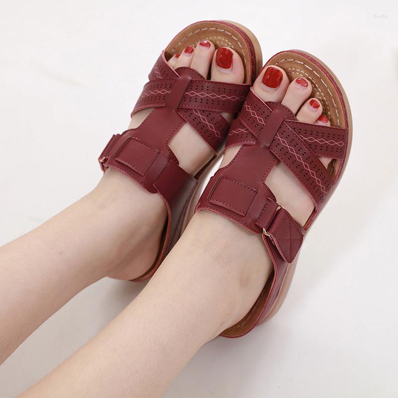 Dress Shoes Fashionable Ladies Summer Open Toe Comfortable Sandals Super Soft High Quality Low Heel Walking, Blue 
Dress Shoes Fashionable Ladies Summer Open Toe Comfortable Sandals Super Soft High Quality Low Heel Walking, Blue