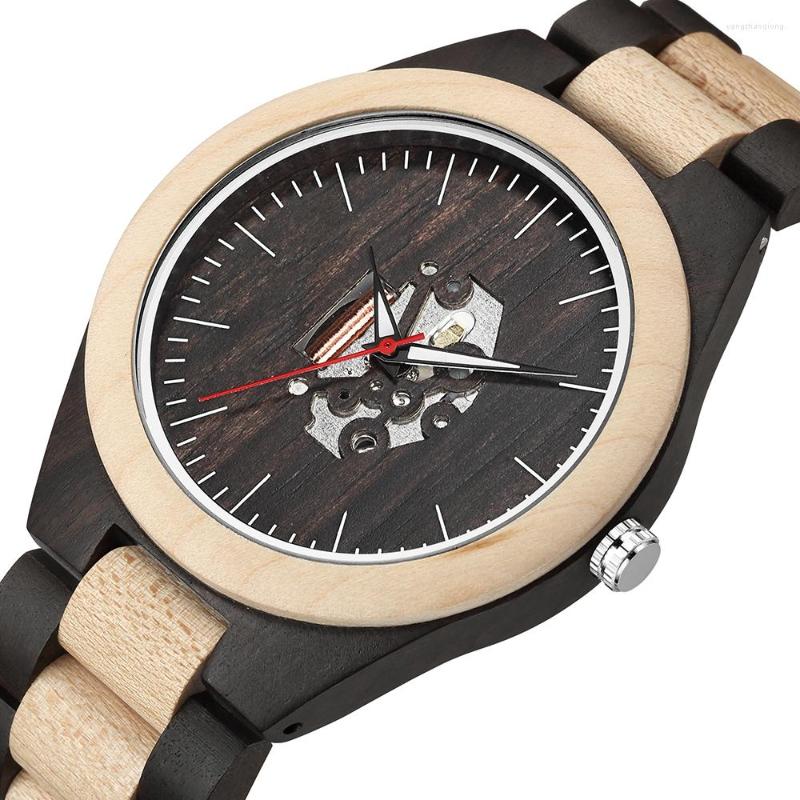 Wristwatches 2022 Men Creative Wooden Watch Casual Fashion Quartz Wristwatch Simple Dial Wood Strap Folding Clasp Dropship Relogio Masculino
Wristwatches 2022 Men Creative Wooden Watch Casual Fashion Quartz Wristwatch Simple Dial Wood Strap Folding Clasp Dropship Relogio Masculino