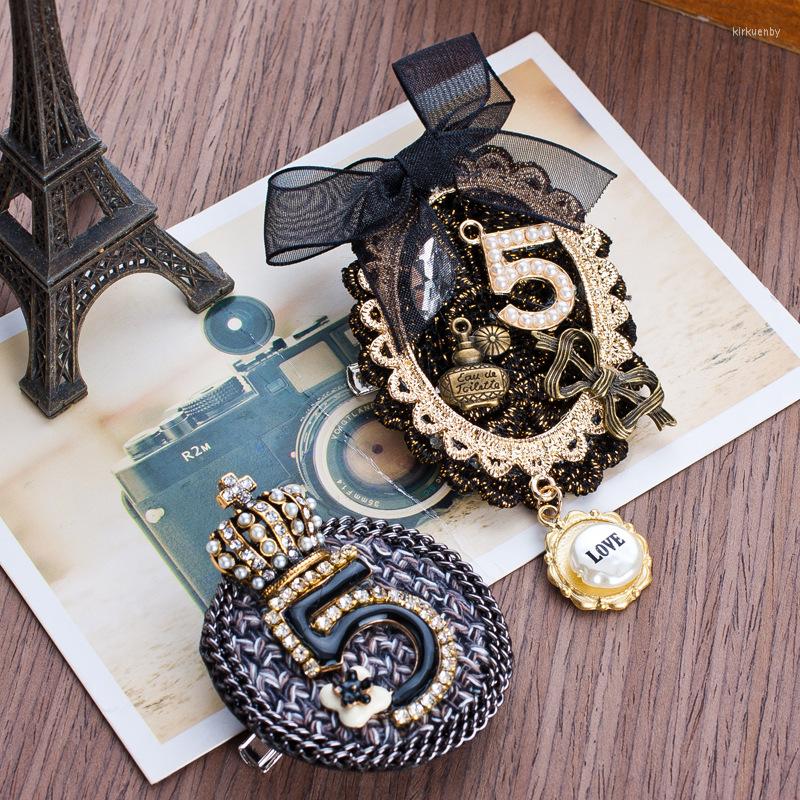 Brooches Big Brand Crystal Lace Crown Golden Number 5 Pearl Brooch Pin Jewelry Women Fashion High Quality 2022