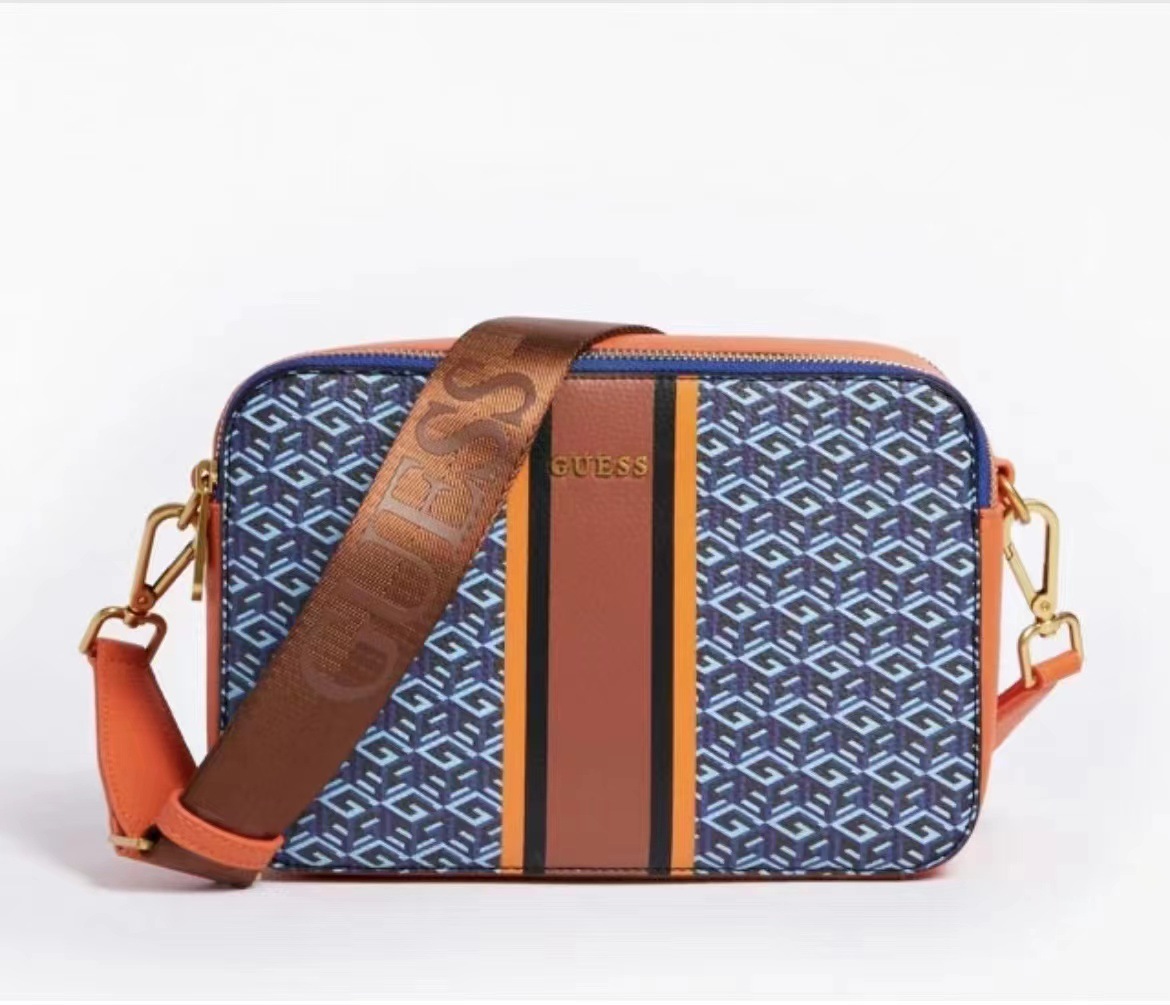 Luxurys Designers Shopping Bags Wallets card holder GM Cross Body totes Key cards coins men Genuine leather Shoulder Bags purse womens Holders hangbag, Red
Luxurys Designers Shopping Bags Wallets card holder GM Cross Body totes Key cards coins men Genuine leather Shoulder Bags purse womens Holders hangbag, Red