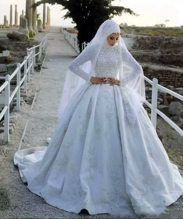Modest Muslim Wedding Dress Long Sleeves 2023 Lace Appliqued Beaded High Neck Islamic Arabic Dubai Satin Bridal Ball Gown Vestidos De Novia