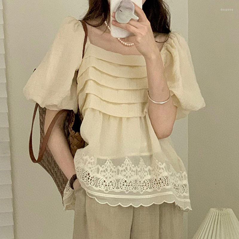 Women's Blouses SuperAen Korean Chic Summer Square Neck Design Stitching Lace Flower Lantern Sleeve Shirt Top Women, Apricot
Women's Blouses SuperAen Korean Chic Summer Square Neck Design Stitching Lace Flower Lantern Sleeve Shirt Top Women, Apricot