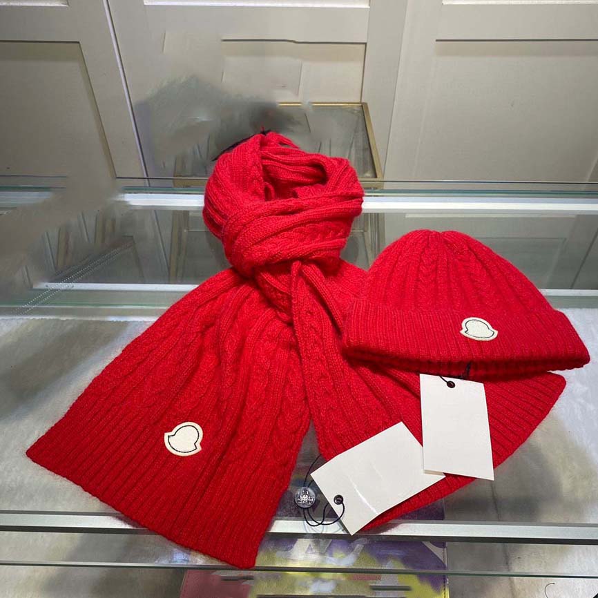 Designer Pashmina knitted Beanie for fashion embroidery Scarf Silk Foulard Satin Scarves Luxury Design Shawls Women mens knitted Scarfs and Hat Set Winter Warm Hats
Designer Pashmina knitted Beanie for fashion embroidery Scarf Silk Foulard Satin Scarves Luxury Design Shawls Women mens knitted Scarfs and Hat Set Winter Warm Hats