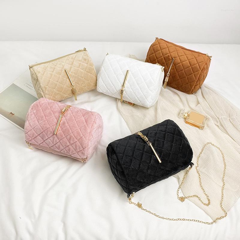 Evening Bags Embroidered Pillow Bag 2022 Ladies Foreign Trade Small Handbag Mobile Phone Fresh And Sweet Solid Color Messenger, White
Evening Bags Embroidered Pillow Bag 2022 Ladies Foreign Trade Small Handbag Mobile Phone Fresh And Sweet Solid Color Messenger, White