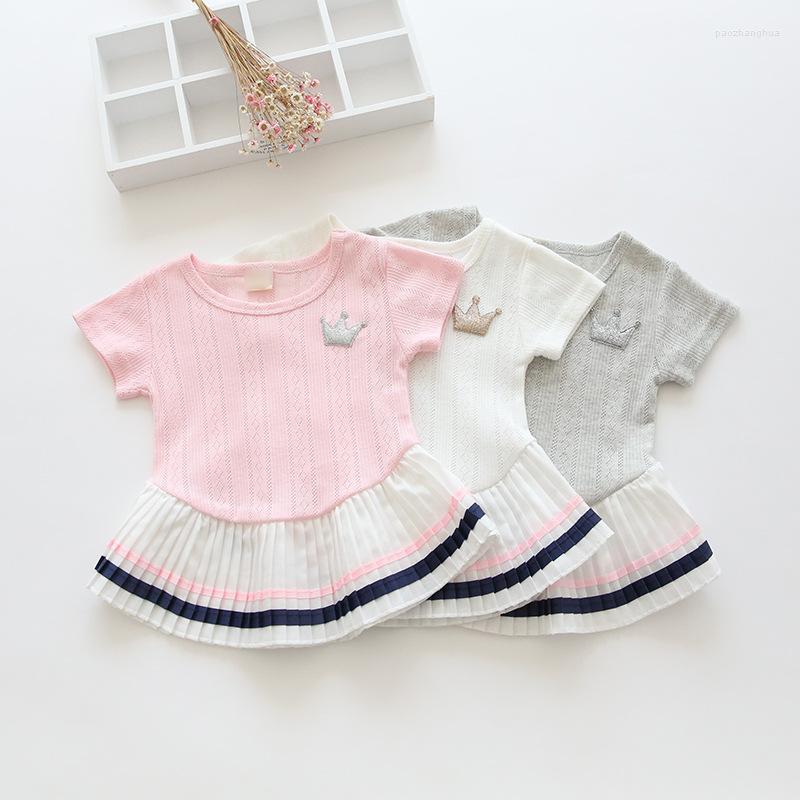 Shirts 2022 Summer Style Pure Cotton Hollow Out Jacquard Crown Fold Hem Sleeves Short Sleeve Base Shirt, Gray
Shirts 2022 Summer Style Pure Cotton Hollow Out Jacquard Crown Fold Hem Sleeves Short Sleeve Base Shirt, Gray