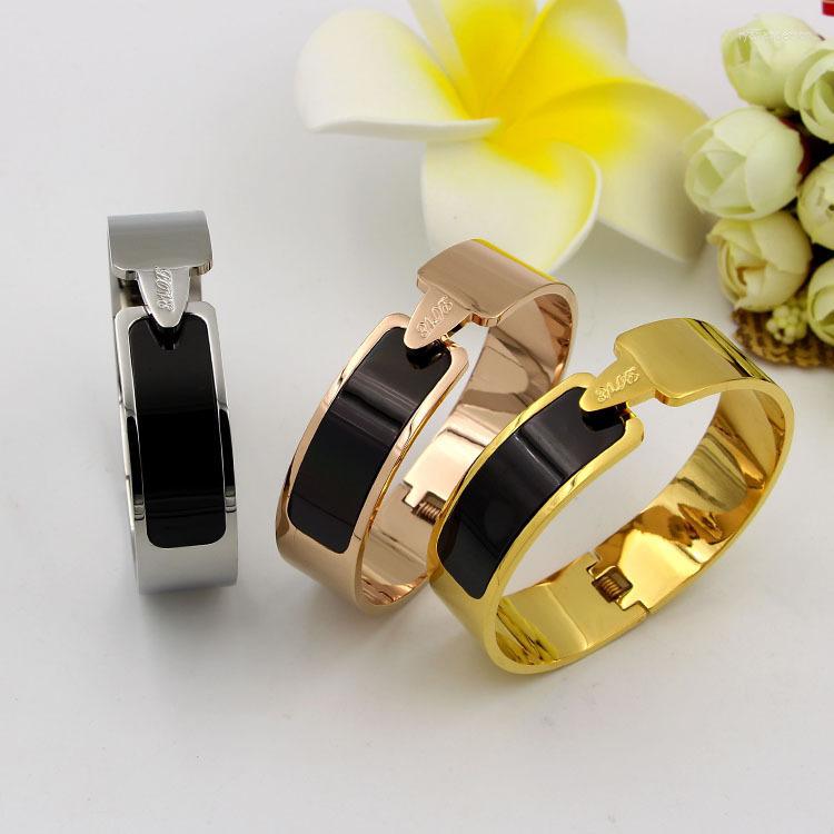 Bangle Men's And Women's Fashion Letter Buckle 16mm Bracelet Stainless Steel Non-fading Can Be Opened Accessories Wholesale 
Bangle Men's And Women's Fashion Letter Buckle 16mm Bracelet Stainless Steel Non-fading Can Be Opened Accessories Wholesale