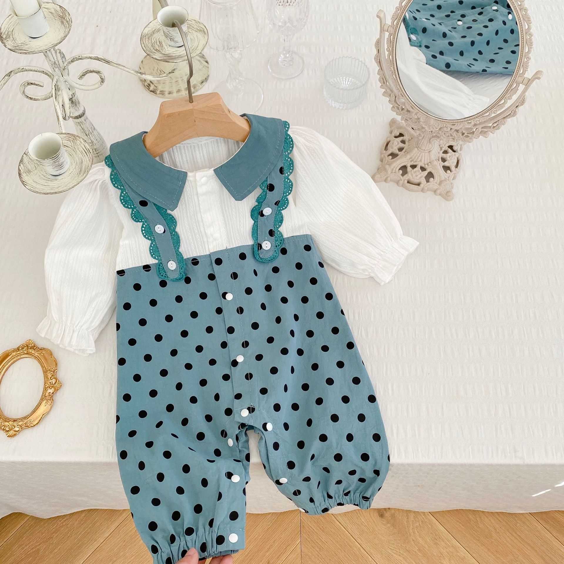 Rompers Baby Fashion Patchwork Fake Two Piece Boy Single Breasted Romper Full Sleeves Dot Cotton Jumpsuit Kid Girl Overall J220922, Blue
Rompers Baby Fashion Patchwork Fake Two Piece Boy Single Breasted Romper Full Sleeves Dot Cotton Jumpsuit Kid Girl Overall J220922, Blue