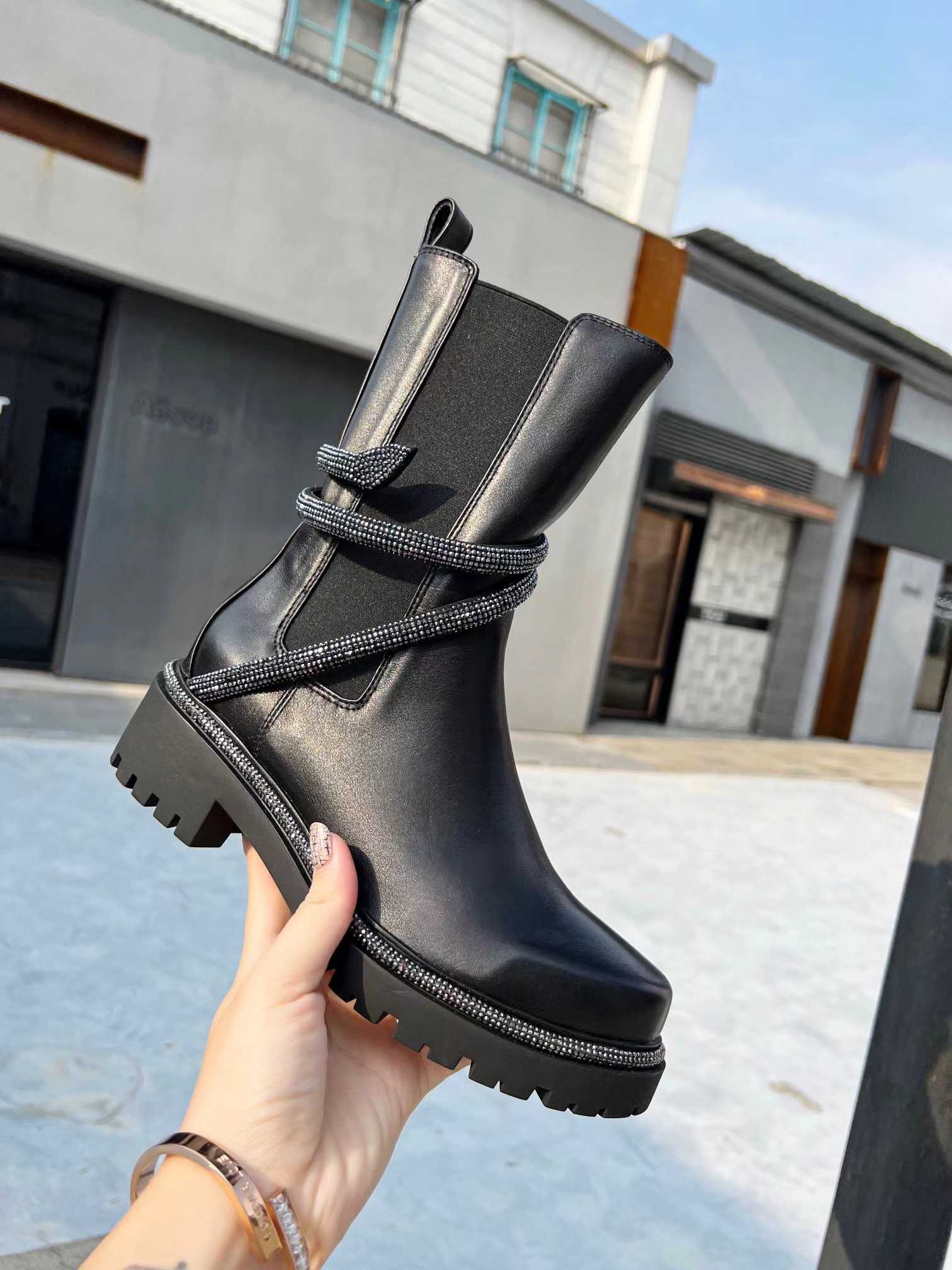 women Motorcycle Boots New Knight Rhinestone Snake Wrapped Leisure Full Grain Face Calfskin Rene Caovilla Inside Sheepskin fashion designer boot
women Motorcycle Boots New Knight Rhinestone Snake Wrapped Leisure Full Grain Face Calfskin Rene Caovilla Inside Sheepskin fashion designer boot