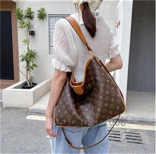 2022 genuine leather Shoulder Bags Women Luxurys Designers Bags Handbags Womens Purses Shoulder Shopping Totes, Nvoice - not sold separately
2022 genuine leather Shoulder Bags Women Luxurys Designers Bags Handbags Womens Purses Shoulder Shopping Totes, Nvoice - not sold separately