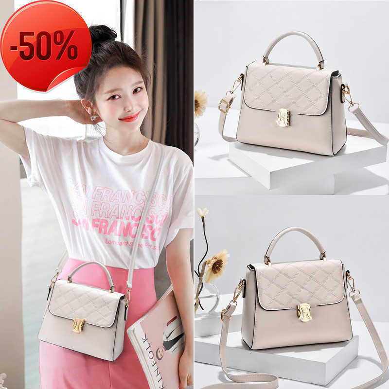 Designer Bags for Women 2022 New Fashion Brand Texture Niche Net Red 's Triumphal Arch Single Shoulder Cross Factory Direct Sale purses ladies handbags Promotion, Black
Designer Bags for Women 2022 New Fashion Brand Texture Niche Net Red 's Triumphal Arch Single Shoulder Cross Factory Direct Sale purses ladies handbags Promotion, Black