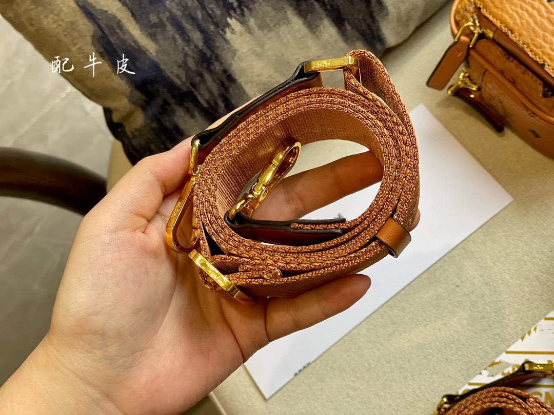 High quality shoulder designer designed for men and women with cowhide camera bag