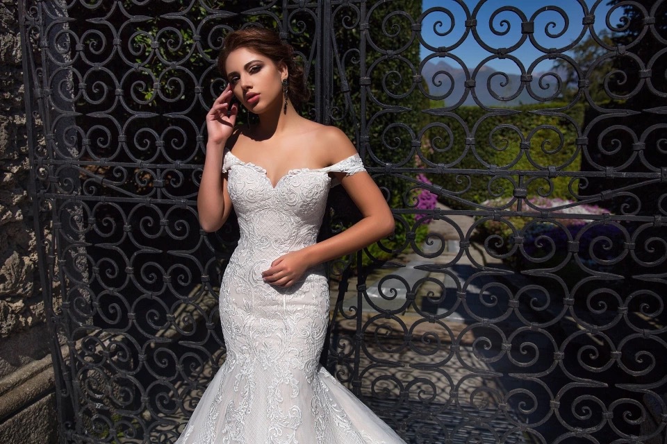 Eleagant Mermaid Wedding Dresses Off Shoulder Lace Appliqued Back Lace-up Plus Size Bridal Gowns Court Train 2023 New Vestido De Novia