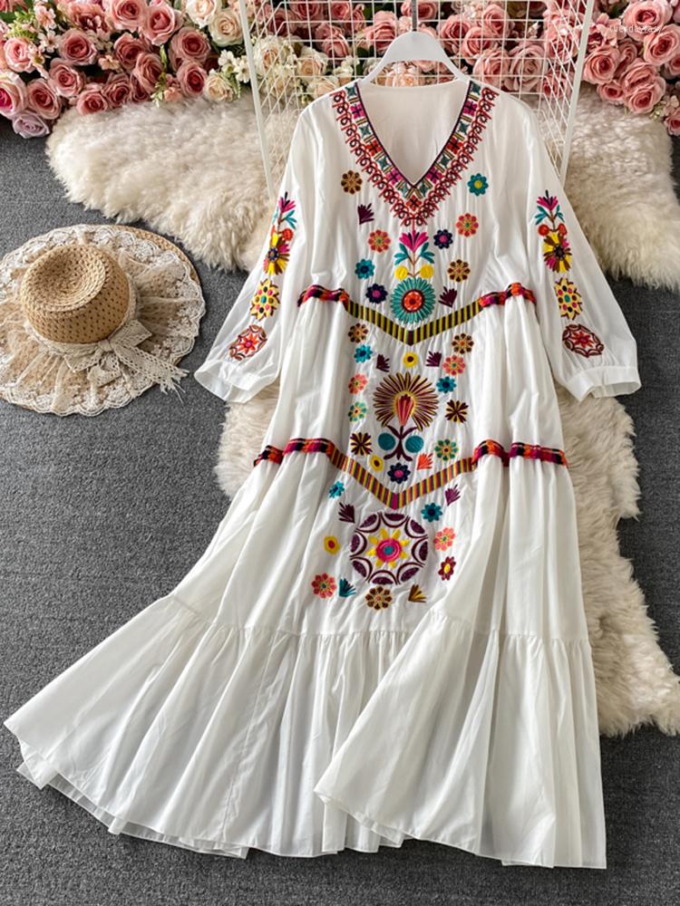Casual Dresses Spring Autumn Women Dress Seaside Vacation Beach Skirt Bohemian Loose Ethnic Style Temperament Embroidered V-Neck D1827, Red
Casual Dresses Spring Autumn Women Dress Seaside Vacation Beach Skirt Bohemian Loose Ethnic Style Temperament Embroidered V-Neck D1827, Red