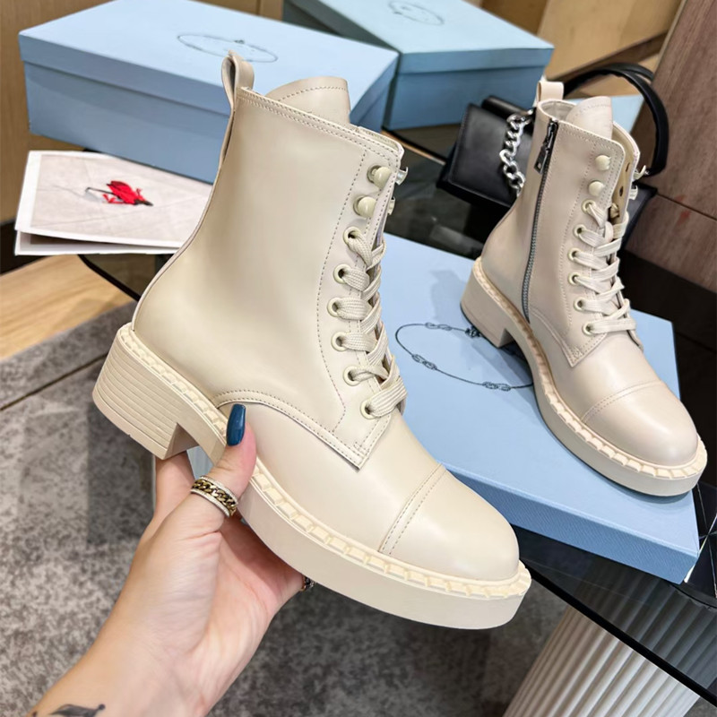tape Fashion and designer ankle boots Motor vehicle ladies black leather strikes in the autumn and winter quality leisure work thick women's, As pic
tape Fashion and designer ankle boots Motor vehicle ladies black leather strikes in the autumn and winter quality leisure work thick women's, As pic